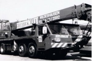 111 Jahre Hüffermann Unternehmenspartner Krandienst Autokran Liebherr